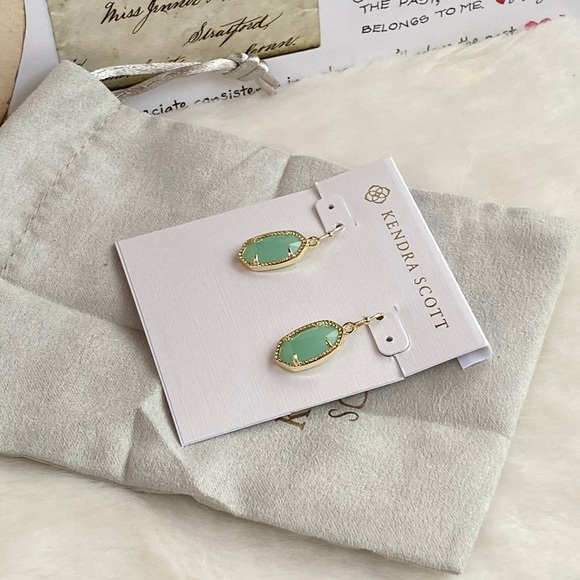 NEW KENDRA SCOTT LEE EARRINGS IN CHALCEDONY GREEN - Picture 5 of 7